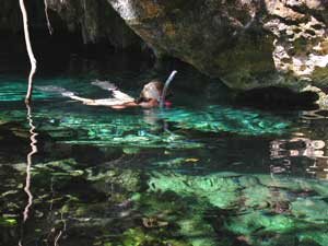 snorkel in gran cenote riviera maya mexico